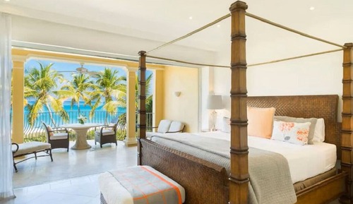 4 Bedroom Ocean Front Grande Villa