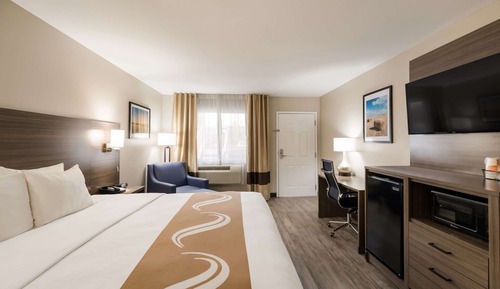 Standard Room, 1 King Bed, Non Smoking