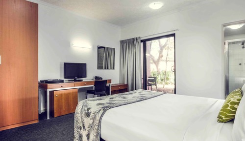 Superior Room, 1 Queen Bed (Resort)