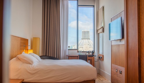 Deluxe King Room