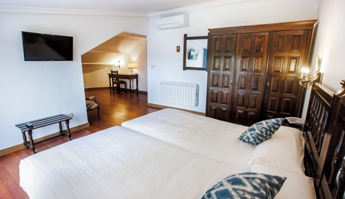 Comfort Twin Room