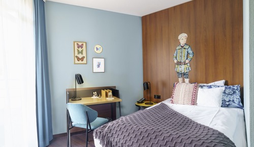 Single Room, Non Smoking, City View