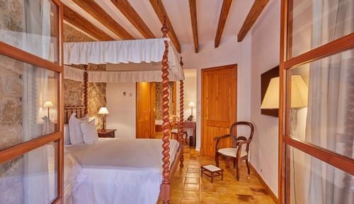 Deluxe Double Room, 1 King Bed, Terrace, Courtyard View (Annex Building)