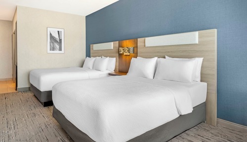 Standard Room, 2 Queen Beds, River View (Extra Floor Space)