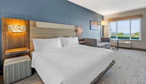 Standard Room, 1 King Bed, Fireplace