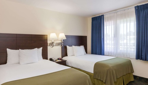 Standard Room, 2 Double Beds