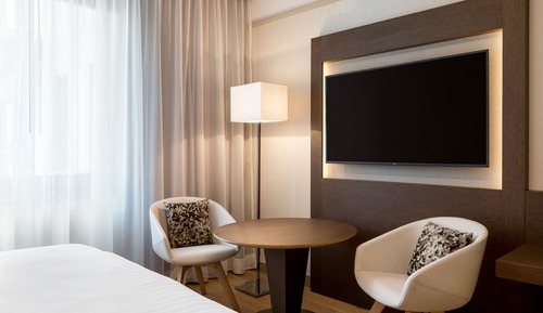 Standard Room, 1 King Bed