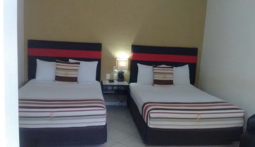 Double Room, 2 Double Beds, Kitchenette