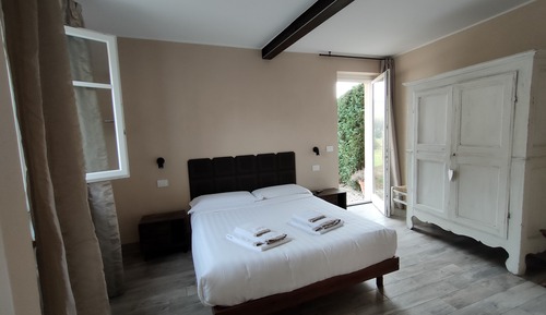 Standard Double Room, 1 Queen Bed, Hill View