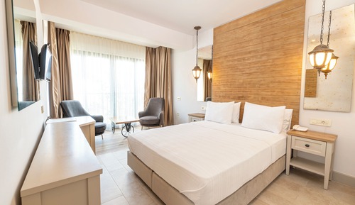Superior Room, Garden View