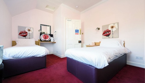 Twin Room, Ensuite