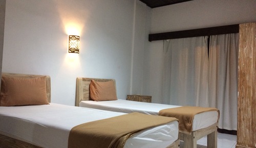 Twin Bed