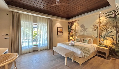 Executive Room, 1 King Bed, Garden View