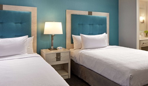 Studio, 2 Queen Beds, Accessible, Bathtub (Mobility & Hearing)