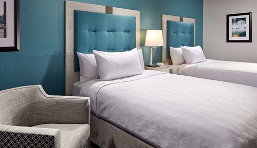 Suite, 2 Queen Beds, Accessible, Bathtub (Mobility & Hearing)