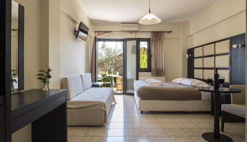 Deluxe Quadruple Room