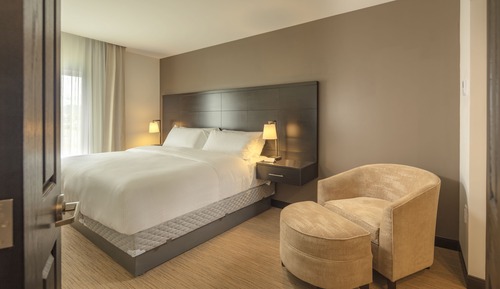 Suite, 2 Bedrooms, Kitchen