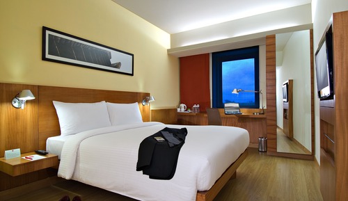Standard Room, 1 Queen Bed