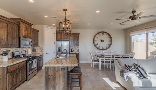 Townhome, Multiple Beds, Pool View (Life's Good)