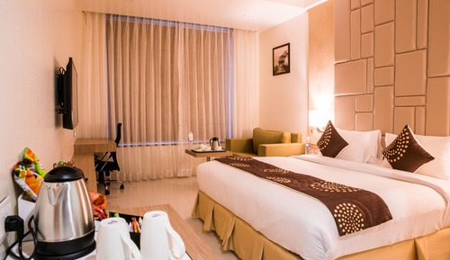 Premier Room