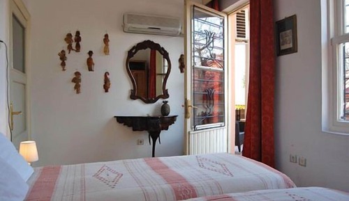 Suite, Balcony
