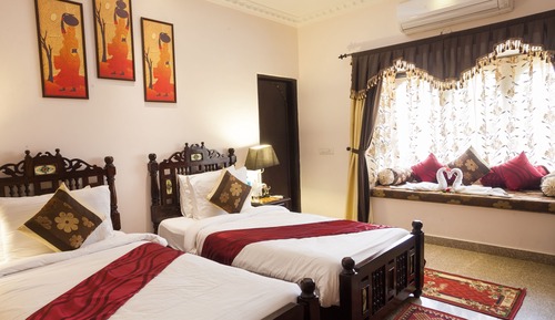 Royal Room