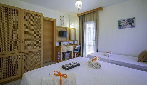 Superior Triple Room