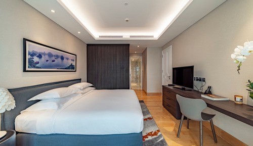 Grand Suite, City View