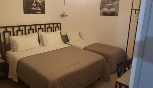 Family Room, Multiple Beds