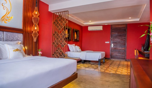 Premier Suite Twin