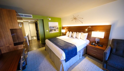 Room, 1 King Bed, Balcony