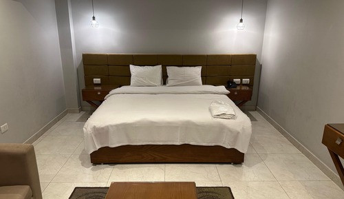 Premium Studio