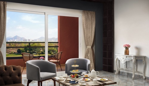Signature Suite