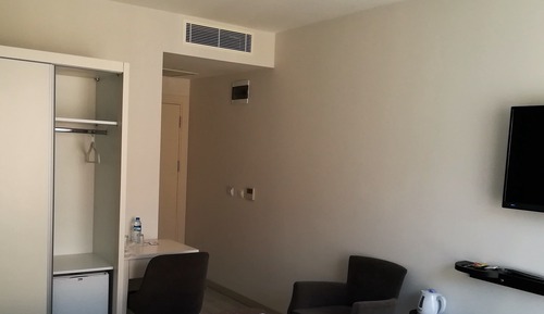 Comfort Triple Room, City View