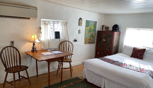 Basic Cabin, 1 Queen Bed (Georgia O'Keefe Cabin)