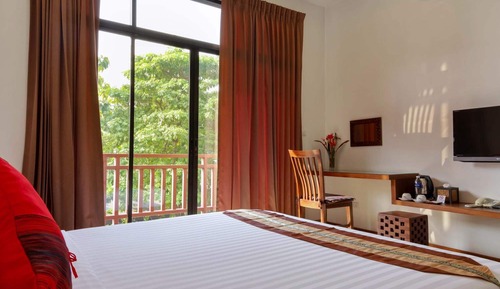 Standard High Floor, 1 King Bed, Non Smoking