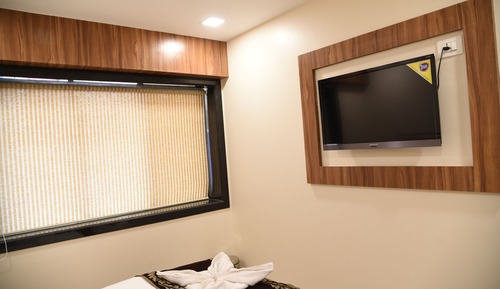 Deluxe Double Room, 1 Double Bed, Non Smoking, City View