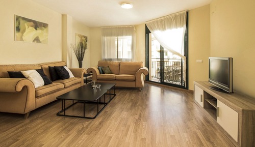 Deluxe Apartment, 3 Bedrooms (Elcano 2-1)