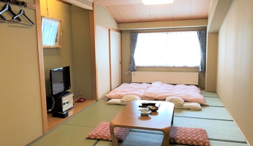 Traditional Room, Shared Bathroom