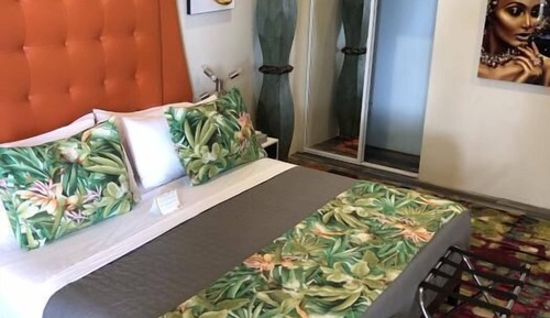 Standard Room, 1 King Bed, Balcony (The Michelle)