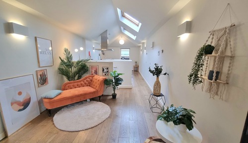 Deluxe Duplex, 2 Bedrooms, 2 Bathrooms