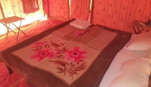 Basic Double Room Single Use, 1 Double Bed, Private Bathroom, Garden View