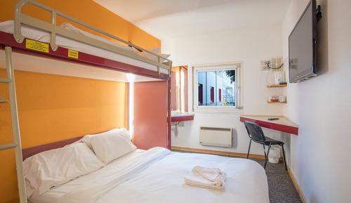 Basic Triple Room, Shared Bathroom (Non-smoking )