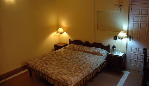 A/C Deluxe Room