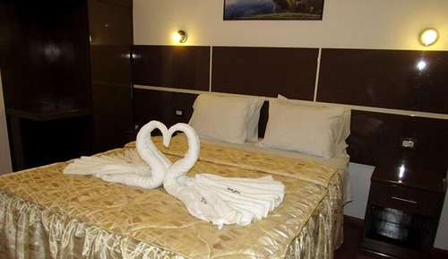 Double Room, 1 Double Bed