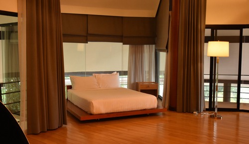 8 Bedrooms Pool Villa 