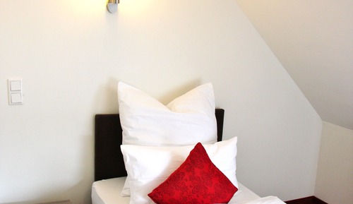 Comfort Single Room