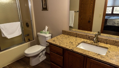 Executive Suite, Ensuite, Golf View (Townhouse 210)