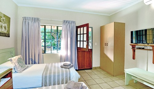 Twin Chalet