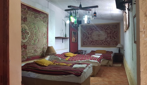 Family Room, Multiple Beds